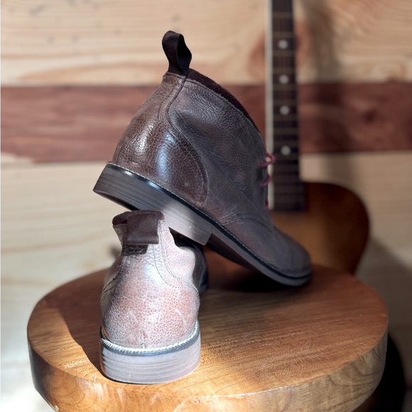 Cole Haan Chukka - Picture 4 of 11